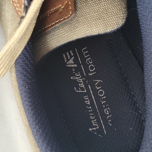 Shoes - Picture 4 of 4